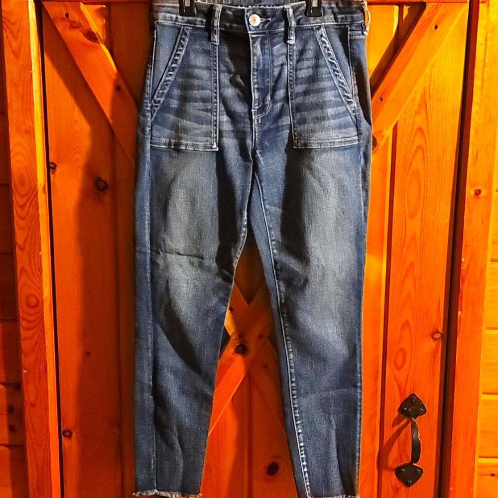 American Eagle crop jeans